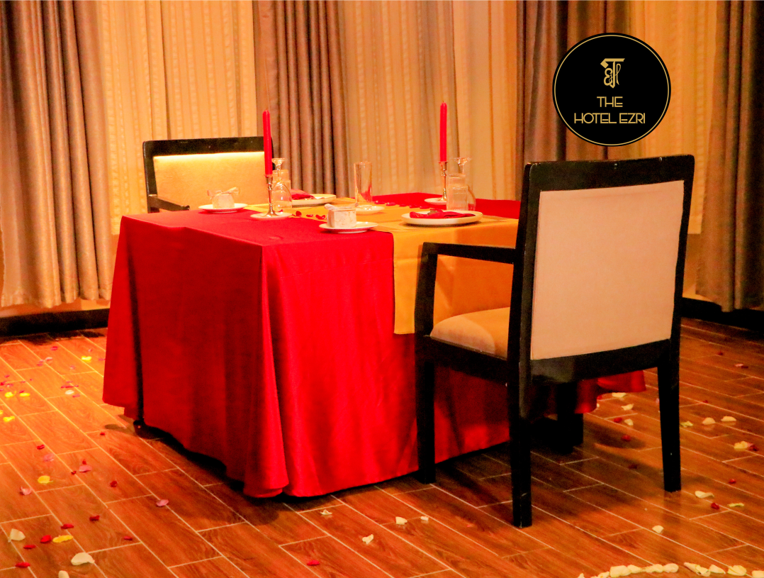 Romantic couples dinner at The Hotel Ezri Meru
